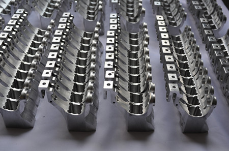 CNC加工樣品 新手選擇3D打印手板模型加工打樣還是CNC加工?選擇當地還是全國3D打印公司?