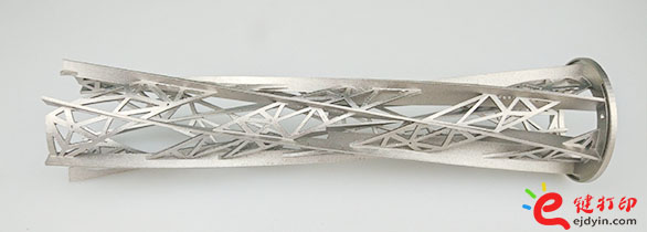 “七彩云南·秘境百馬”獎(jiǎng)杯2